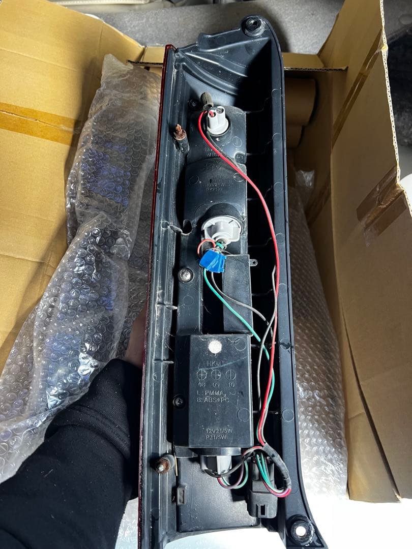 り*ん様 DA64W エブリィ　テールランプ