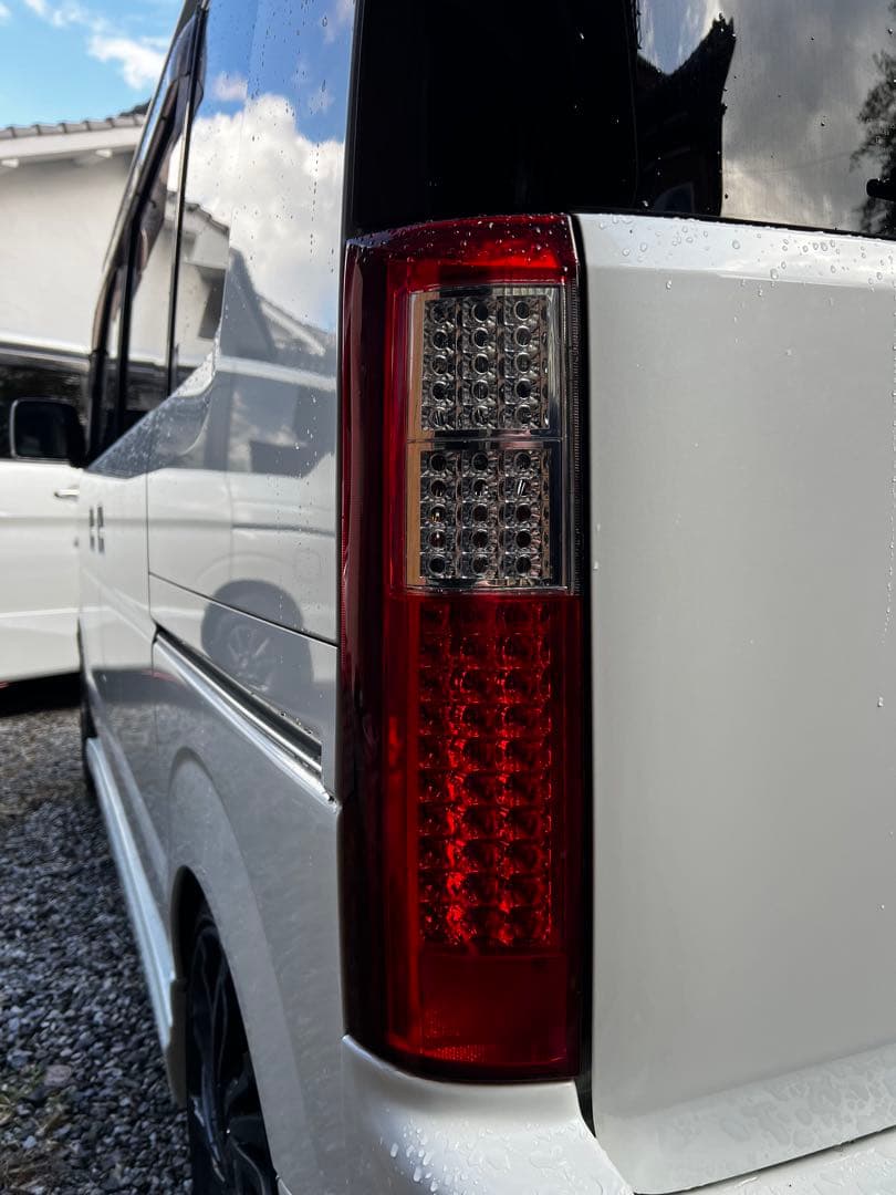り*ん様 DA64W エブリィ　テールランプ