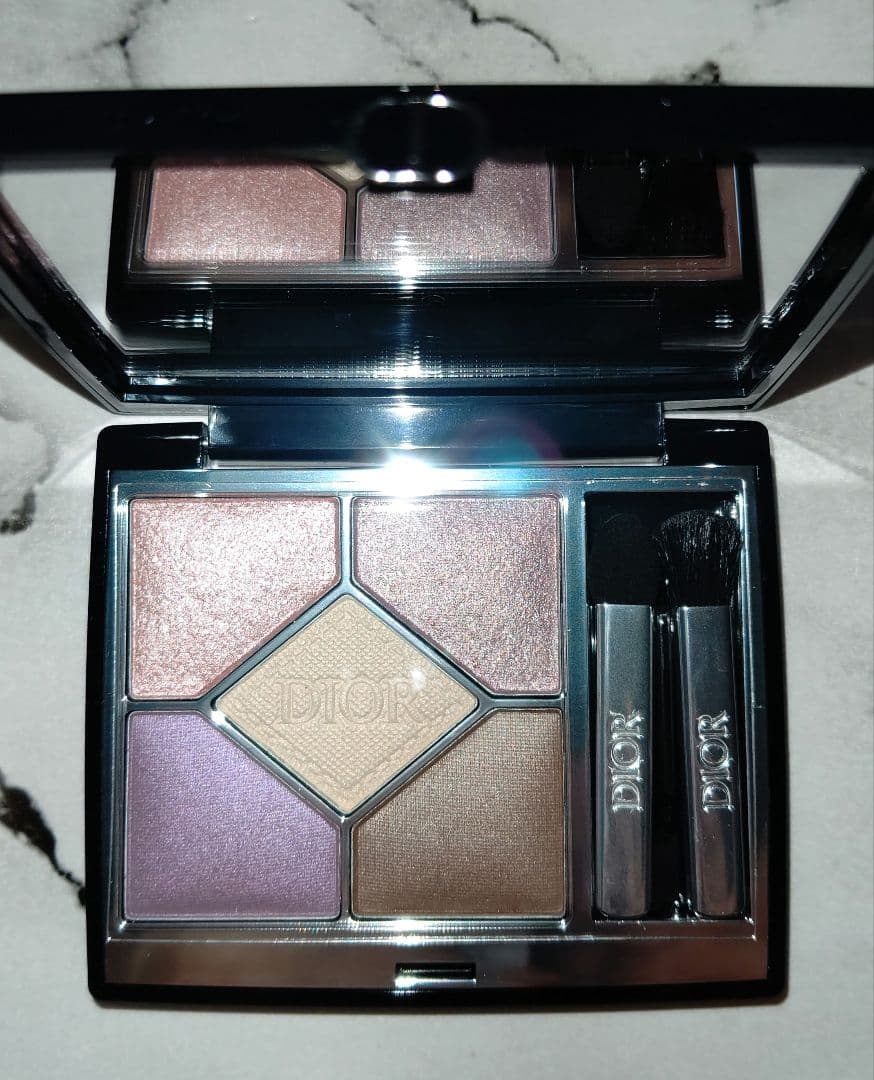 DIOR ディオールショウサンククルール【874ミスティ―アイリス】１個 新品