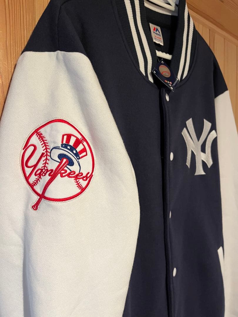 Majestic ニューヨーク ヤンキース ロゴ刺繍 スウェットスタジャン XL
