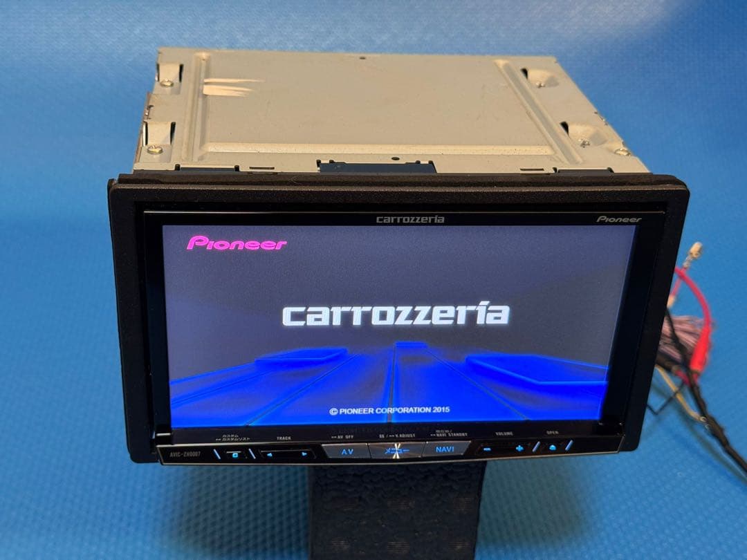 ジャンク　carrozzeria AVIC-ZH0007 サイバーナビ