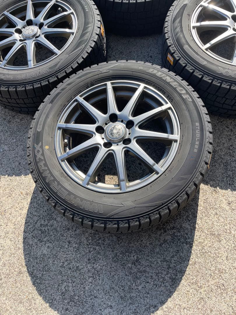 スタッドレスタイヤホイル付き　215/60/16 ヴェゼル