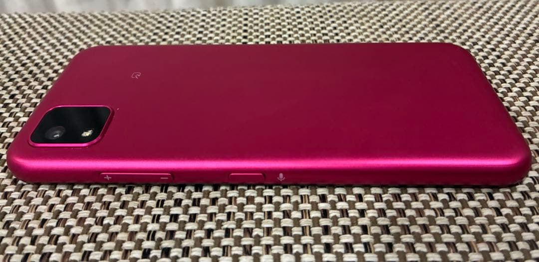 【ryo】簡単スマホ3　マゼンダ　京セラ製　Android アンドロイド