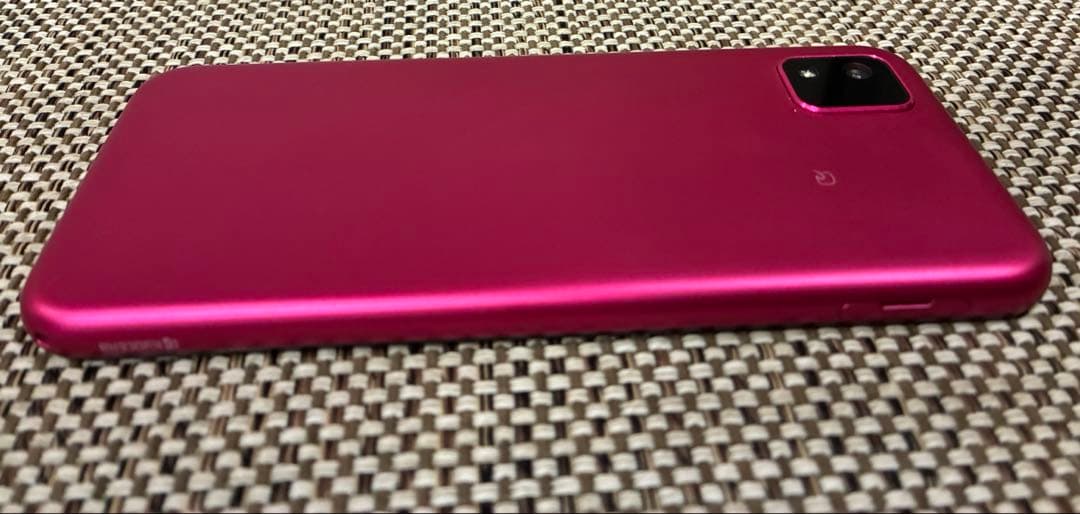 【ryo】簡単スマホ3　マゼンダ　京セラ製　Android アンドロイド