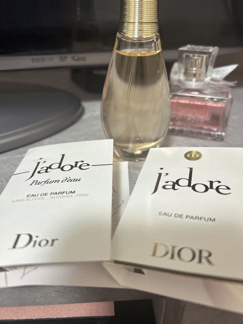 Miss Dior & J'adore&コーチゴールドパルファムセットおまけつき