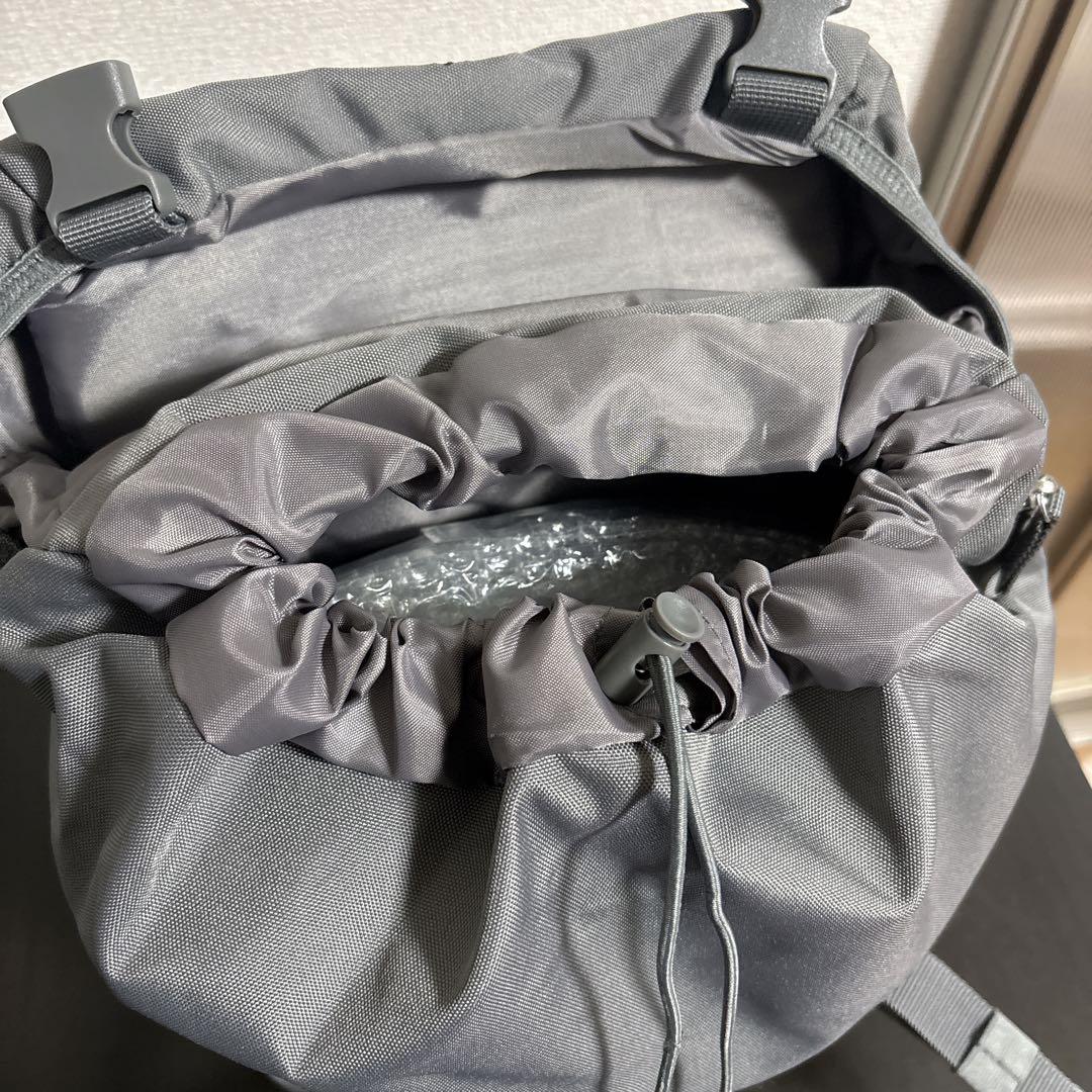 【極美品】ラルフローレン リュックサック　グレーRAS10104A