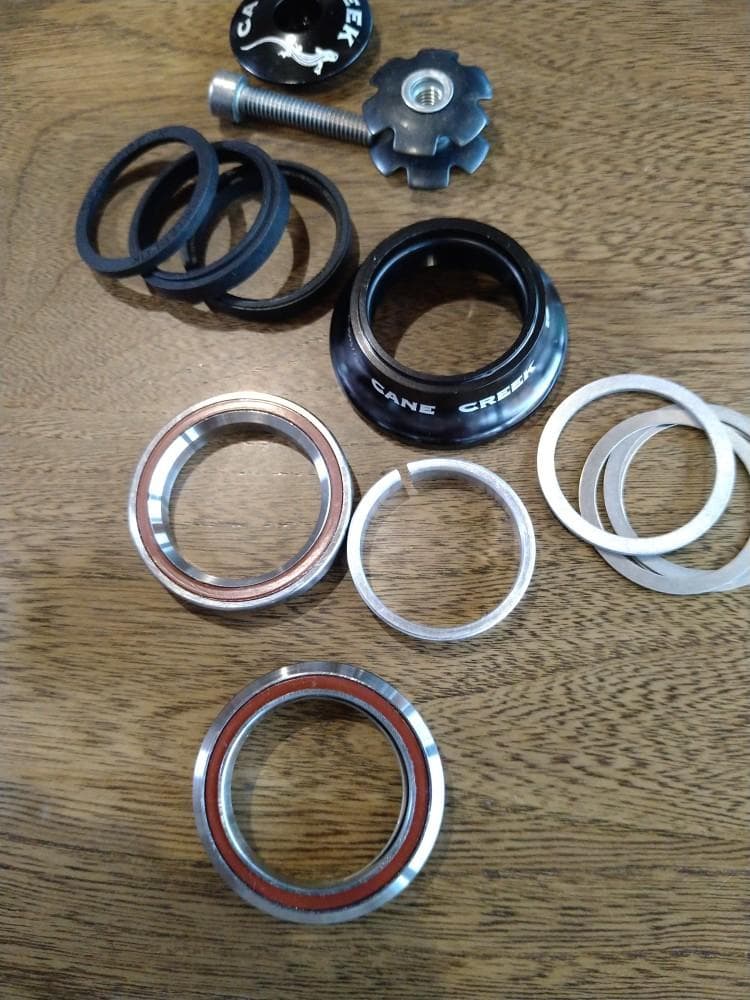 ケンクリーク CANE CREEK ヘッドパーツ