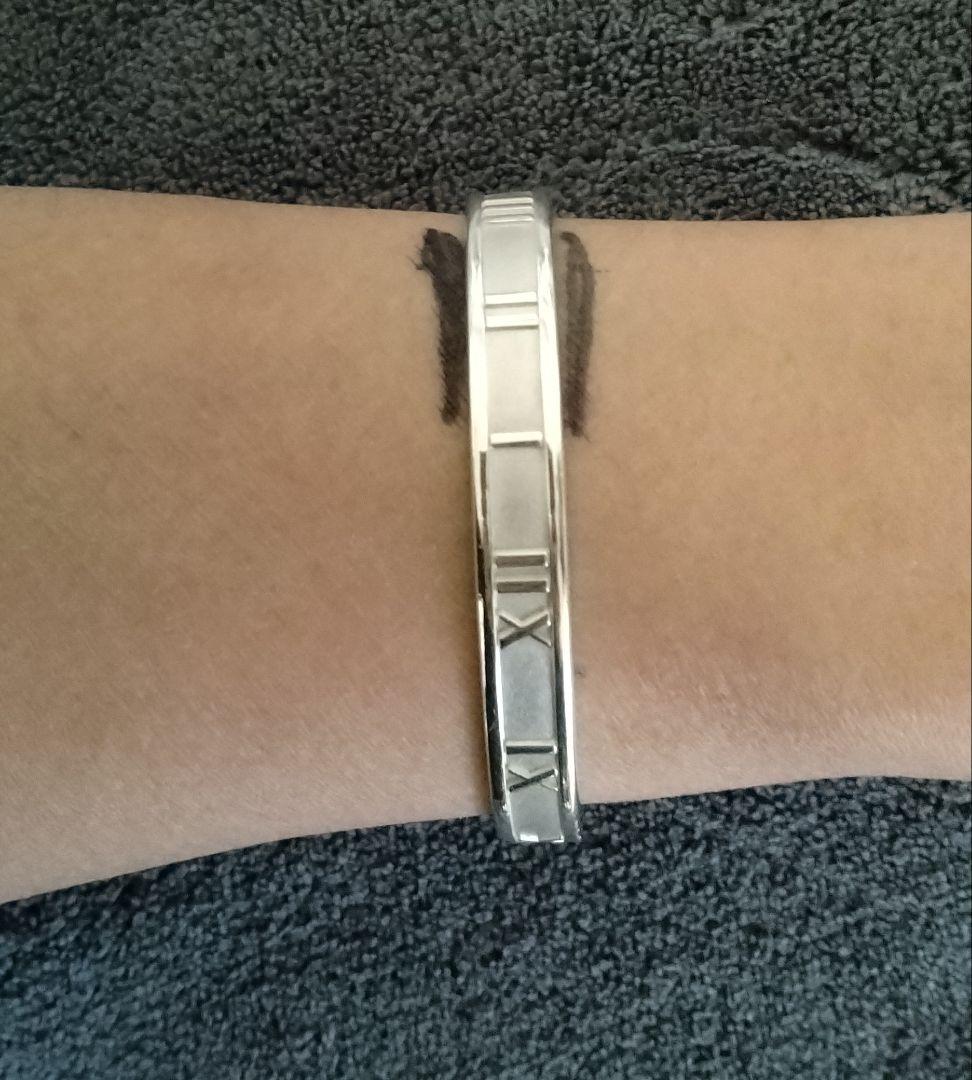 だいちゃん Tiffany & Co. シルバーバングル アトラス