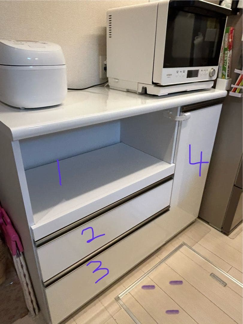 ホワイトキッチン収納 食器棚