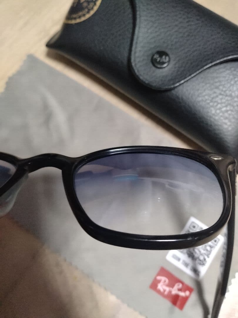 Ray-Ban サングラスセット：RB4334D：RB4258-F