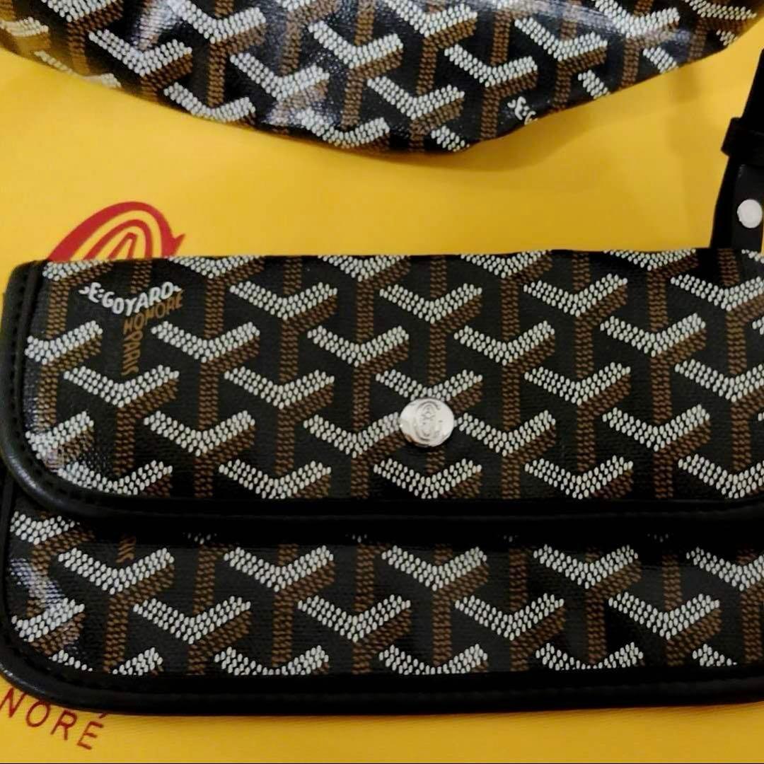 ブラック　トートバッグ