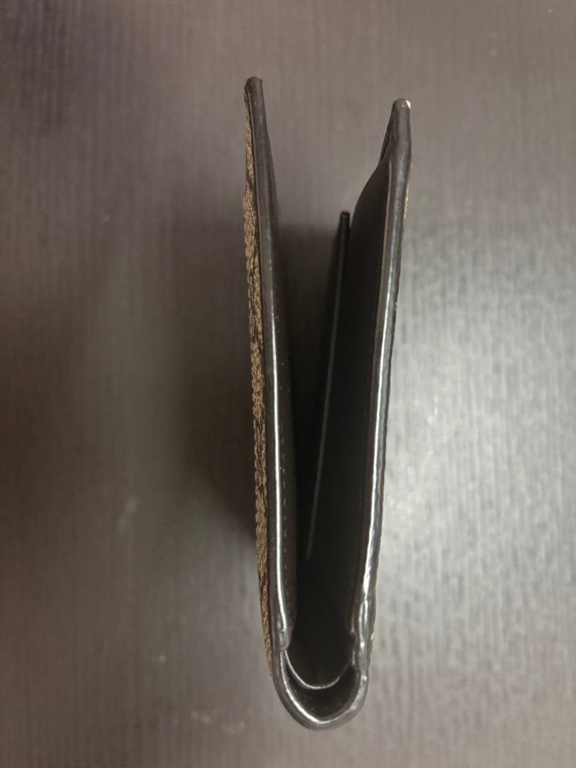 ベ*た様 超美品　GUCCI GGキャンバス 二つ折り財布　箱付き