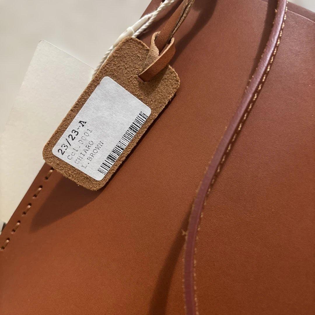 【Felisi フェリージ】タグ付きレザーサコッシュ 本革 ライトブラウン 6万