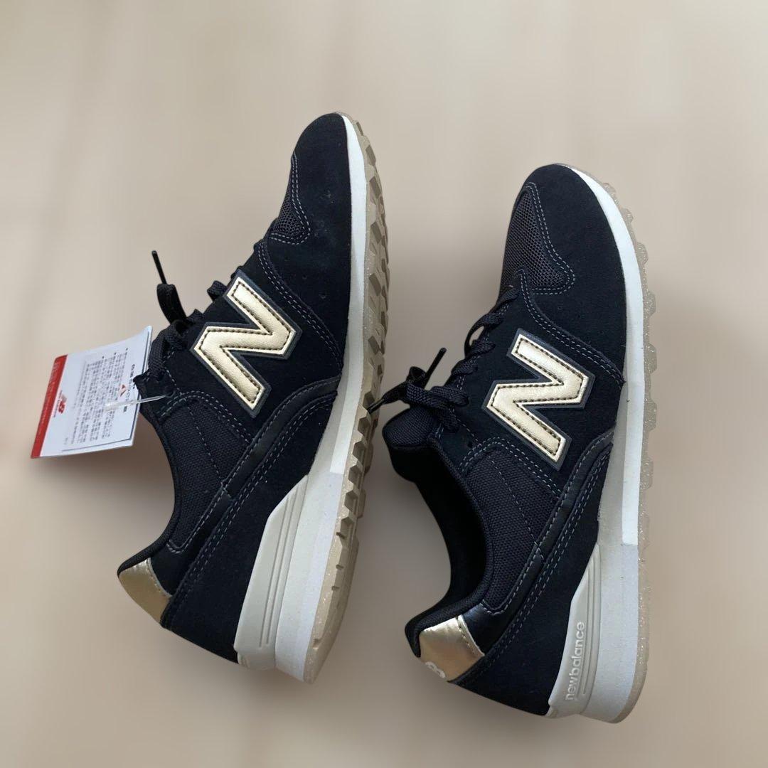 新品未使用 New Balance レディースWL996 ブラック 25.5