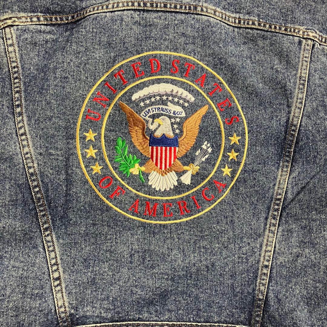 Levi’s デニムジャケット USA製 刺繍 背面ロゴ 76598 4891