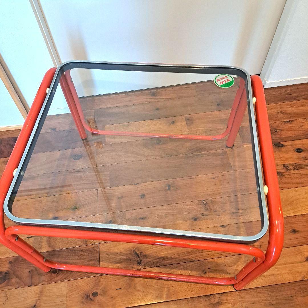 昭和レトロ　ミッドセンチュリー　ガラスアイアンテーブル　赤 強化ガラス天板
