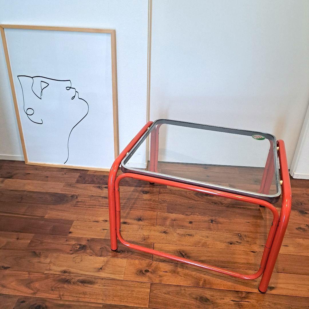 昭和レトロ　ミッドセンチュリー　ガラスアイアンテーブル　赤 強化ガラス天板