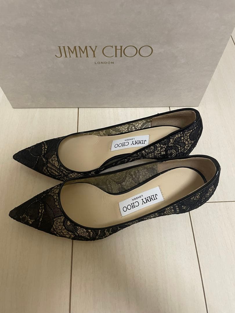 JIMMY CHOO ブラックレースパンプス