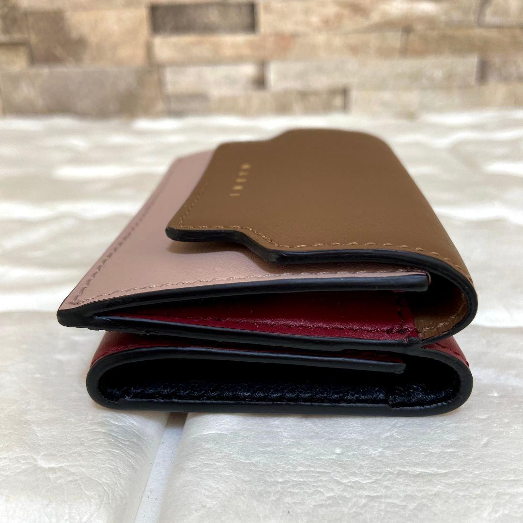 【新品同様】MARNI　マルニ　三つ折り財布　PFMOW02U23