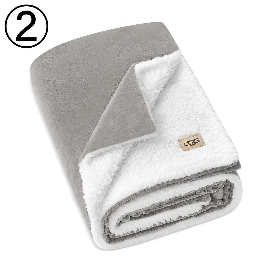 【新品未使用品】★UGG ★リバーシブル毛布★高級ブランケット★2色あり