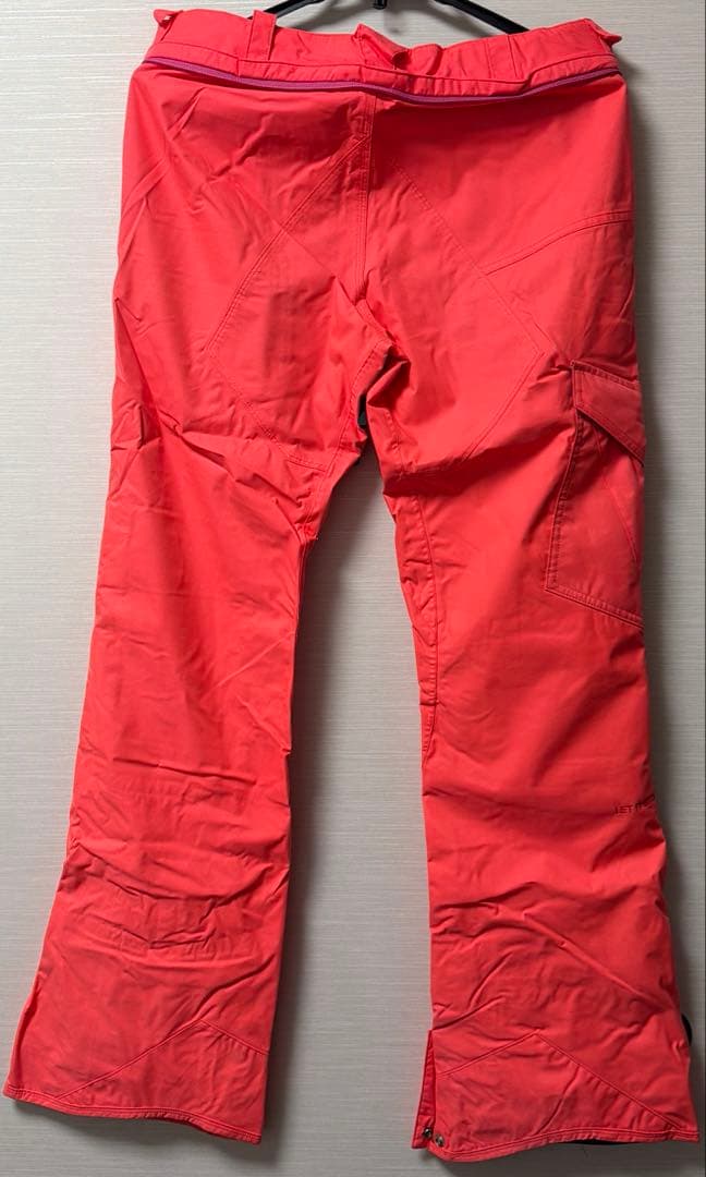 VOLCOM スノーボードパンツ 女性用 オレンジ