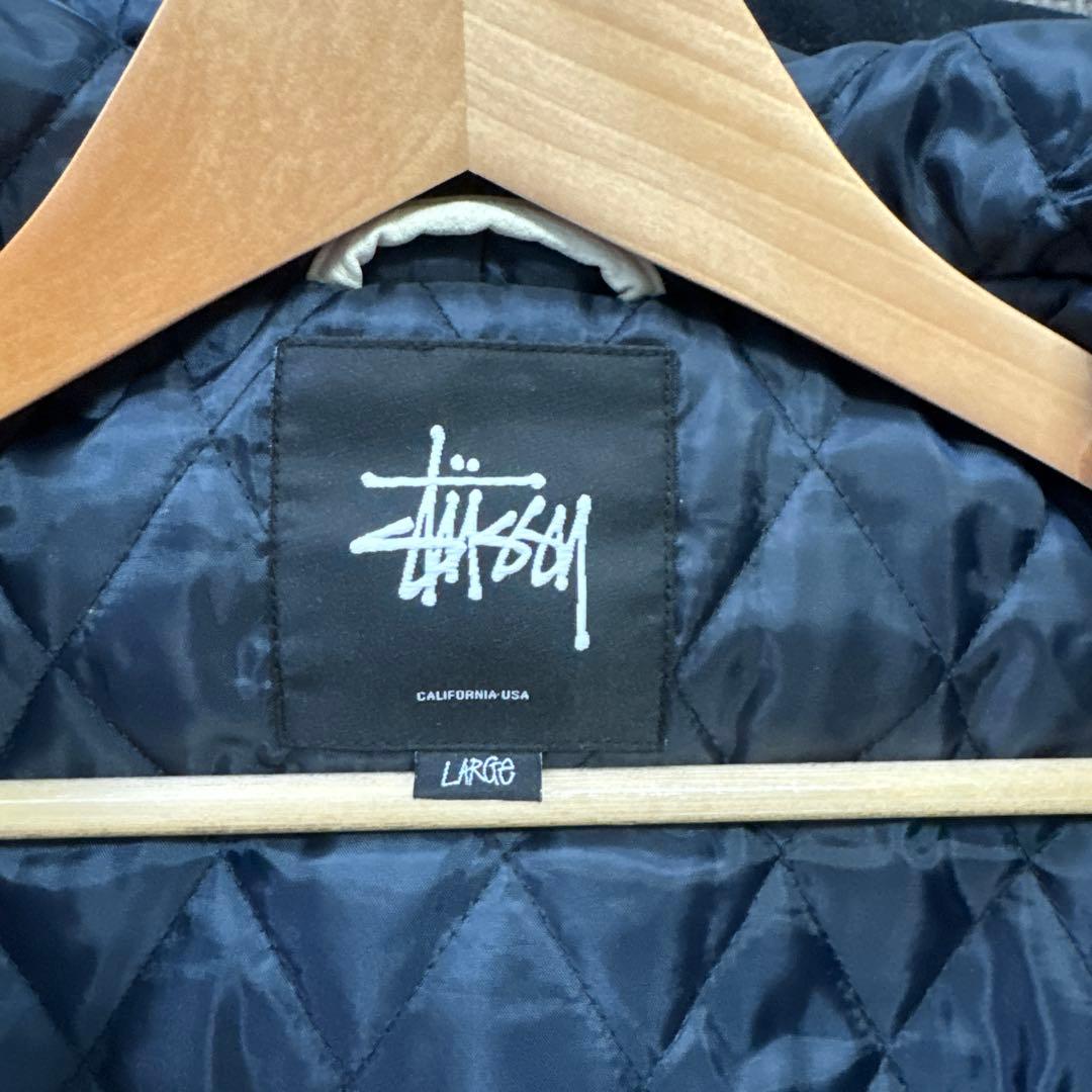 STUSSY フード付きスタジャン ブラック/アイボリー