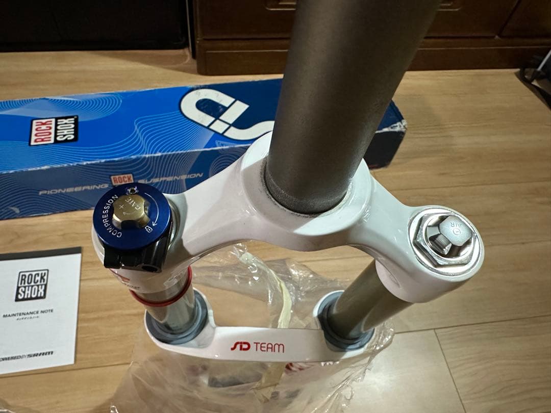 【新品未使用】ROCK SHOX SID TEAM サスペンション 26インチ