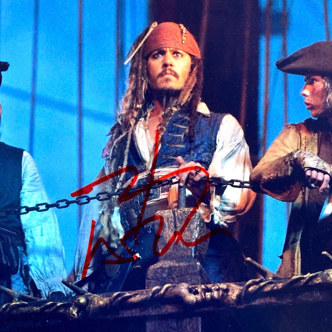 ジョニー・デップ直筆サイン入り超大型写真…