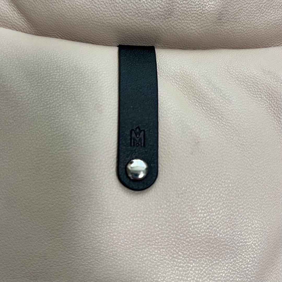 希少　マッカージュ　ラムレザー ダウンベスト　メタルロゴ　ベージュ