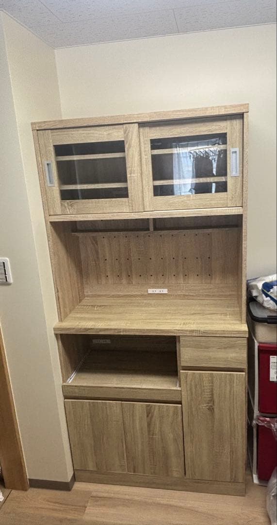 【まつい】ライトウッド 食器棚 ガラス扉付き