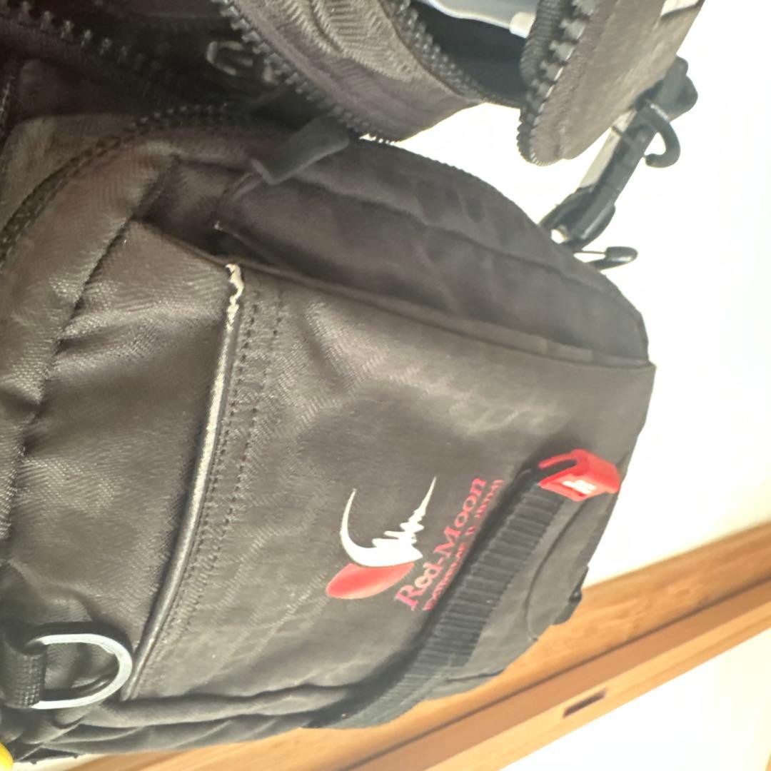 mazume Red Moon 18 フィッシングベスト