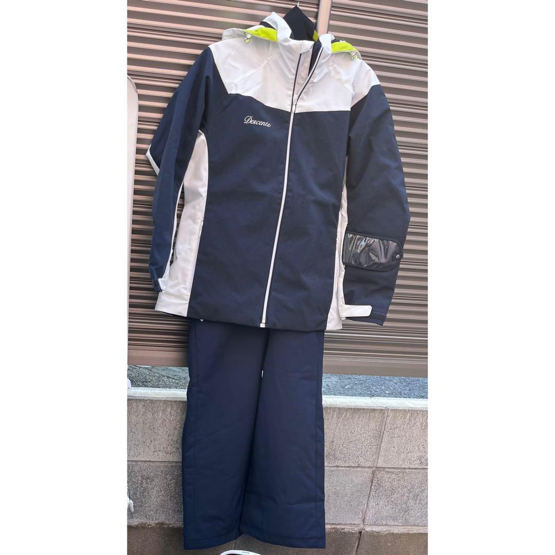 最終値下　DESCENTEスキーウェア