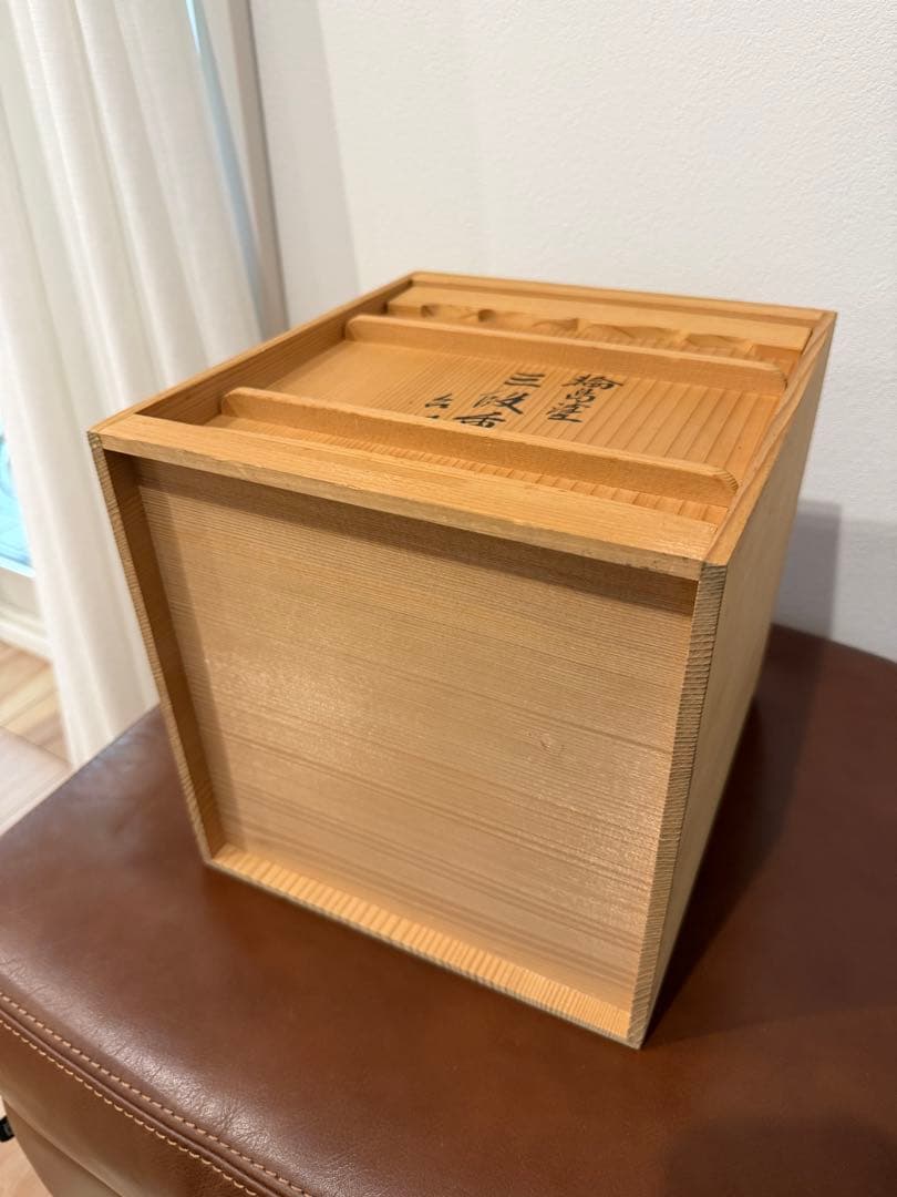 輪島塗 漆器 3段重箱 共箱・台座付き