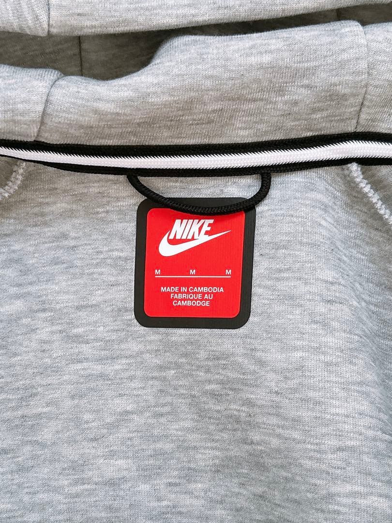 Nike テック フリース グレー セットアップ