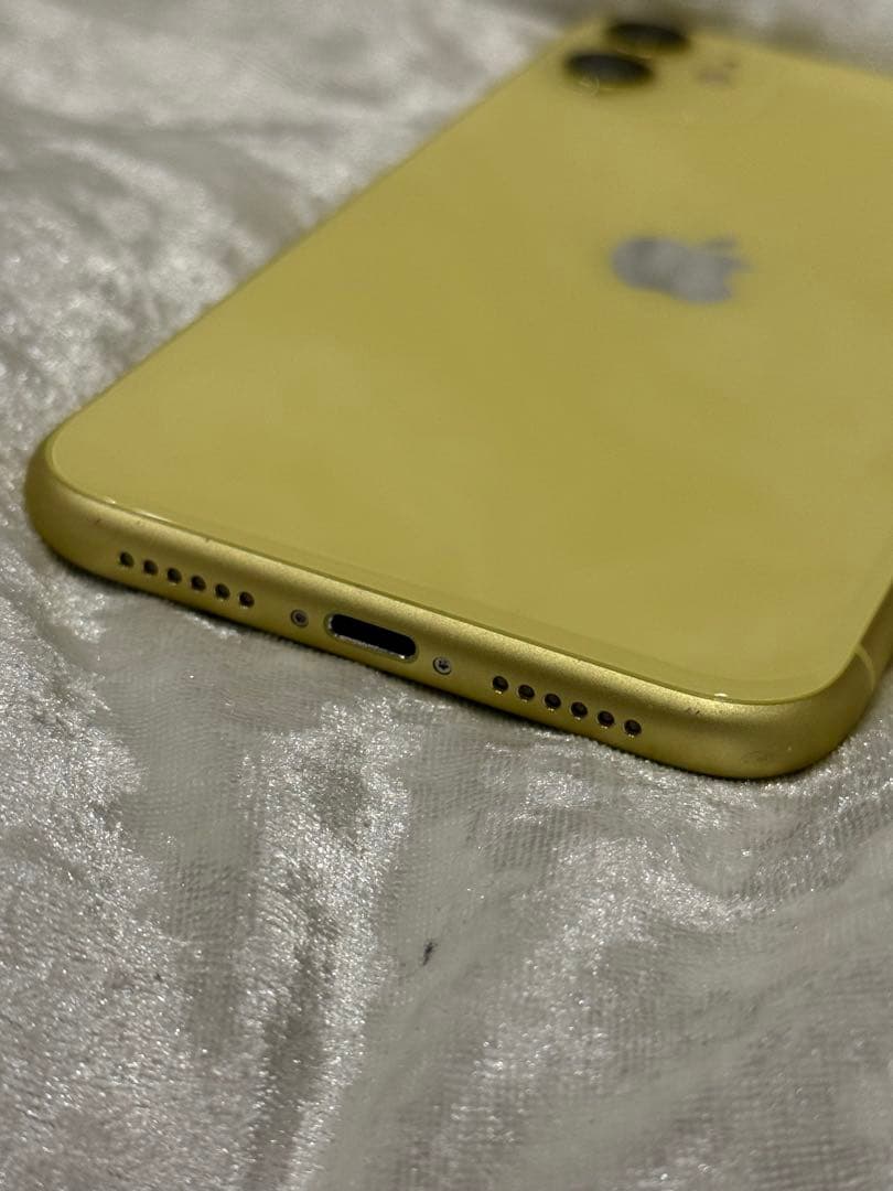 Apple iPhone 11 イエロー 本体 SIMフリー 64GB