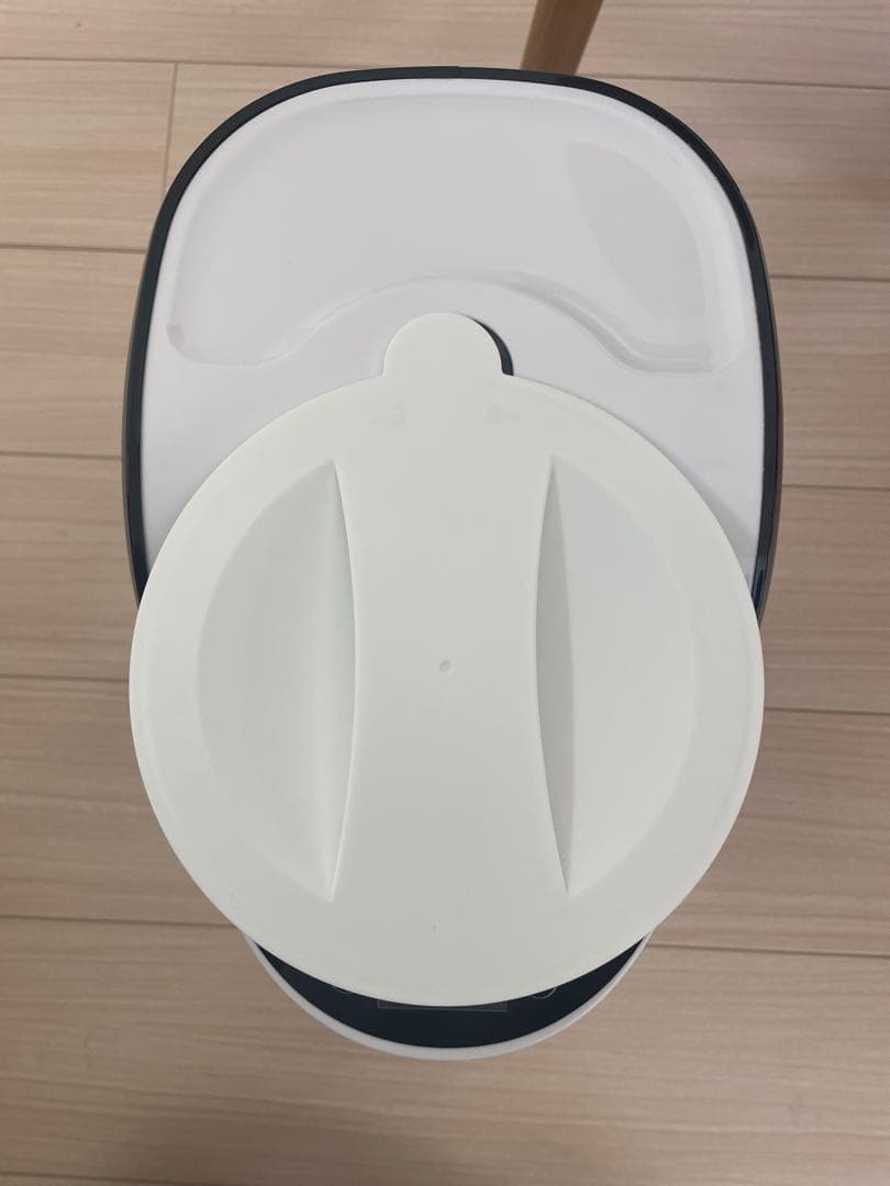 Baby Brezza Formula Pro white フォーミュラプロ