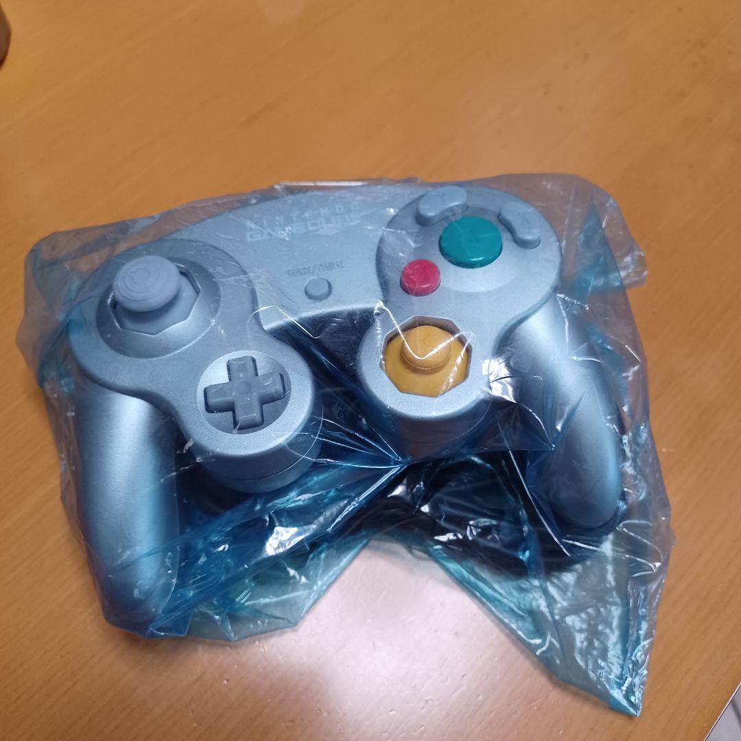 ゲームキューブ　コントローラー