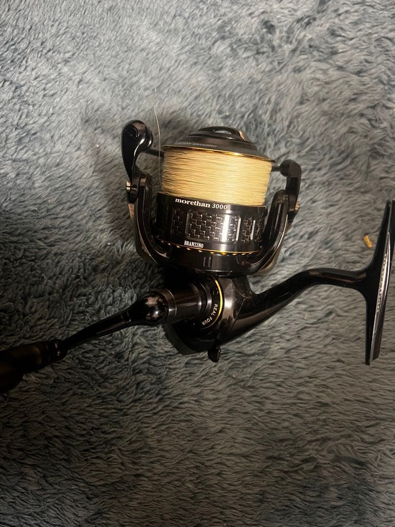 BRANZINOスピニングリール