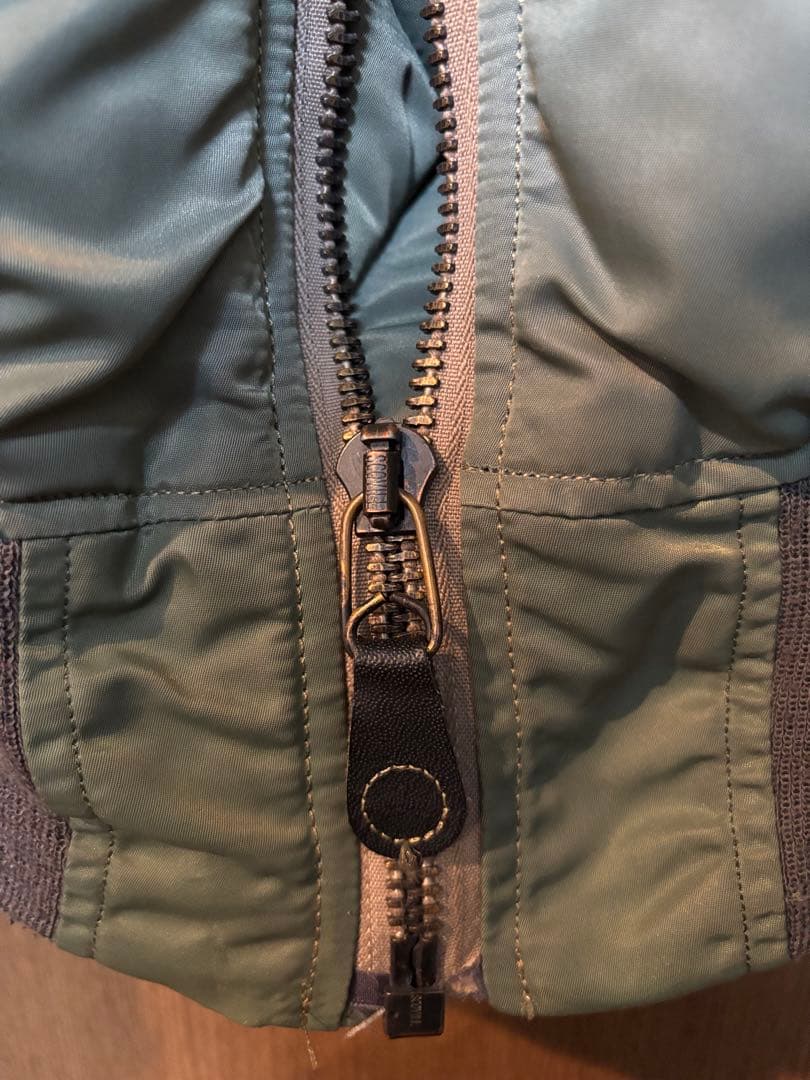 ワ*ラ様 U.S. AIR FORCE B-15Dフライト緑オリーブグリーンUS