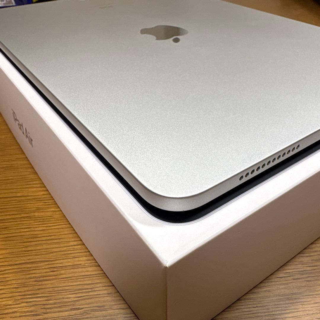 iPad Air 4 第4世代 256GB WiFiモデル シルバー