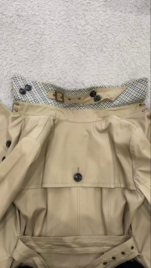 Burberry ベージュ トレンチコート ダブルブレスト