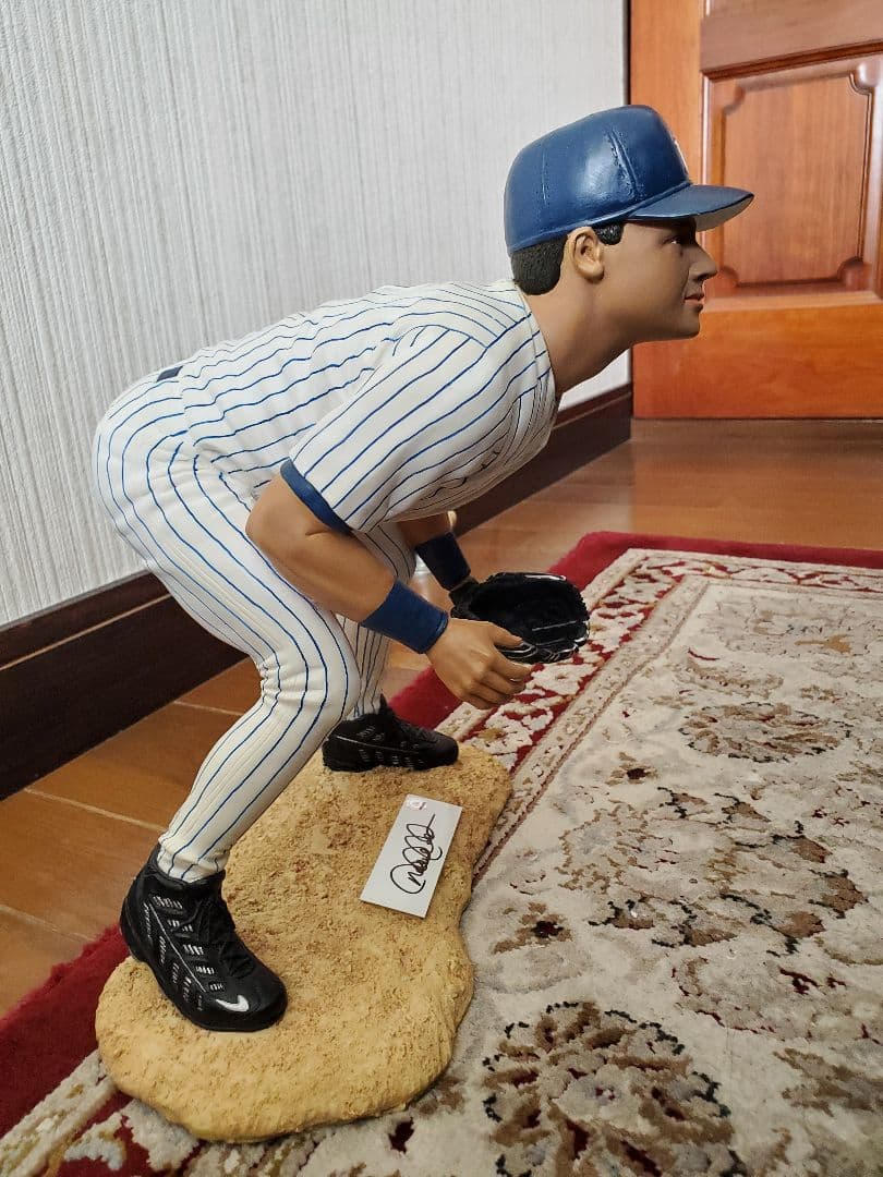 【超希少】★デレク・ジーター(ヤンキース)直筆サイン入りフィギュア★