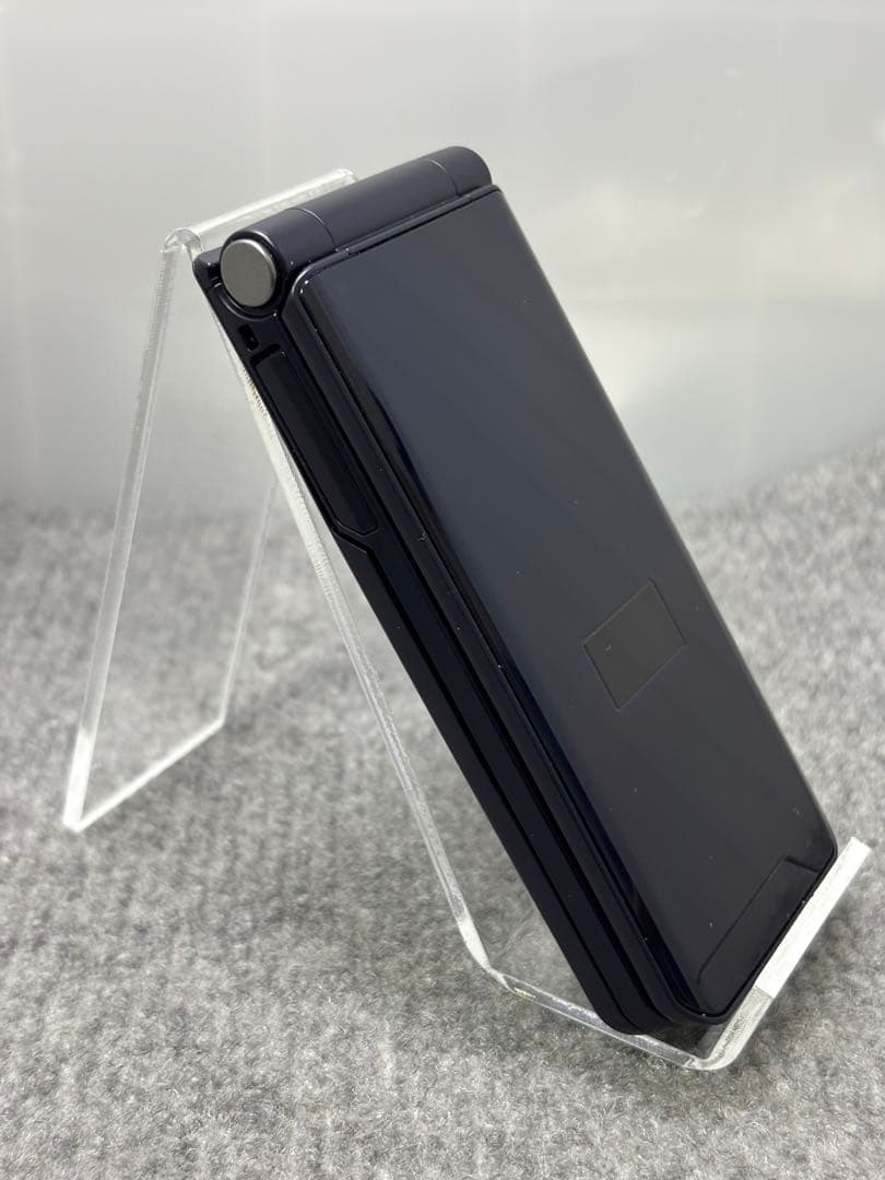 ★arrows ケータイ ベーシック F-41C ネイビー #26021201