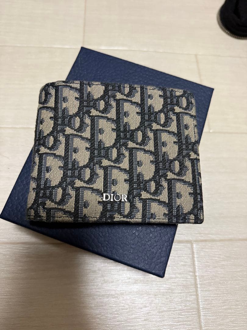 Dior ケース付きウォレット　二つ折り財布 ディオールオブリーク