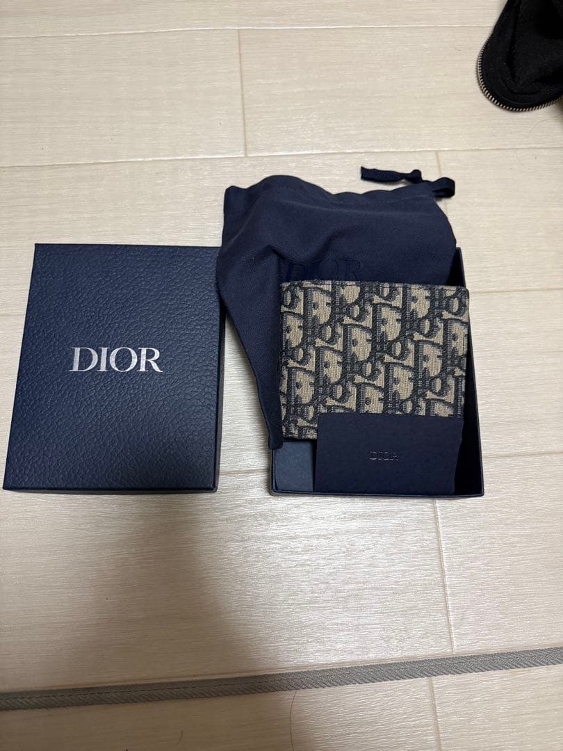 Dior ケース付きウォレット　二つ折り財布 ディオールオブリーク