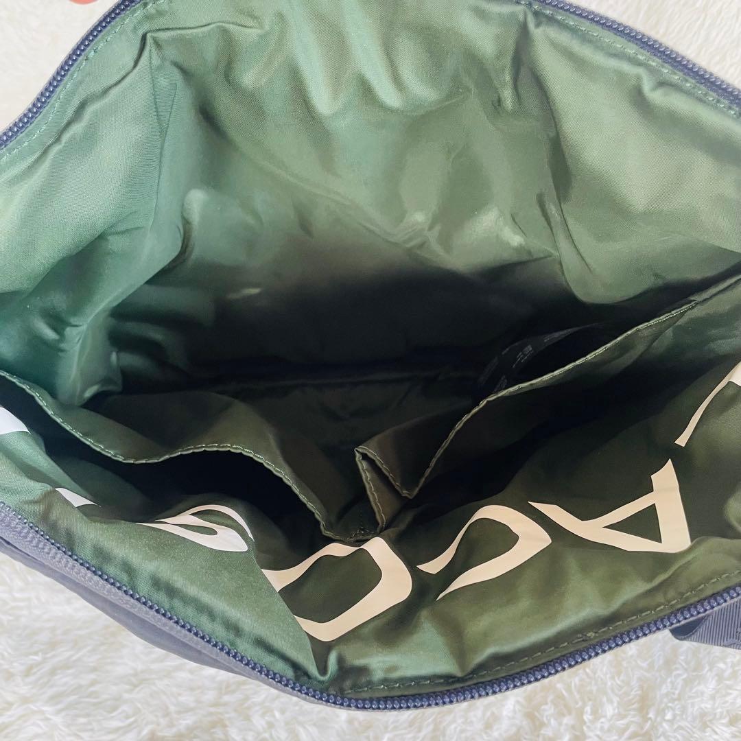 【美品】ラコステのパデッドナイロン ゴルフボールエフェクトショルダーバッグ