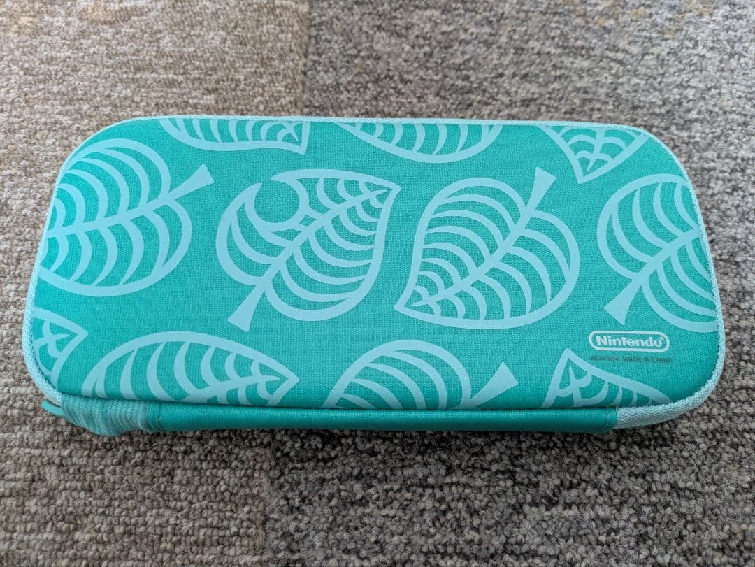 【ほぼ新品】Nintendo Switch Lite イエロー&キャリングケース