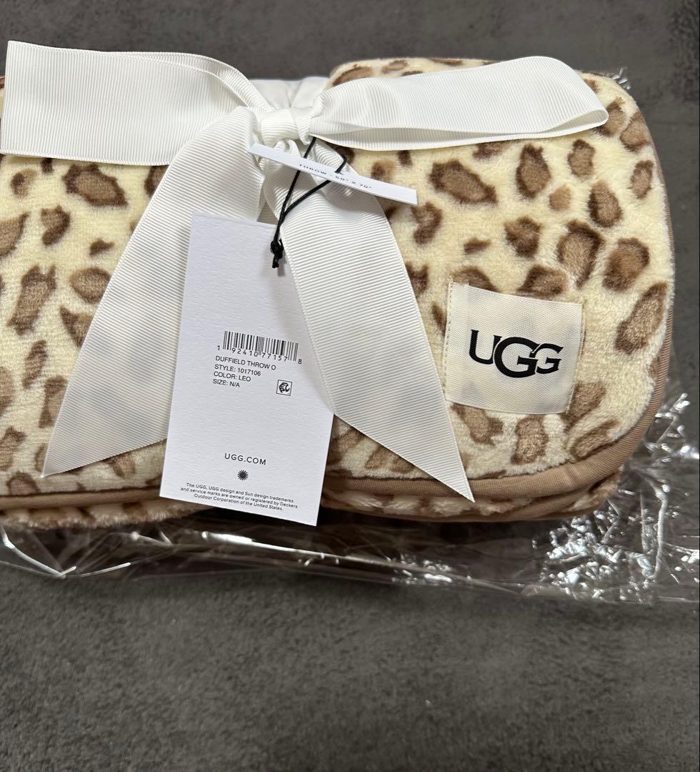☆新品・未使用☆UGG ヒョウ柄フリースブランケット