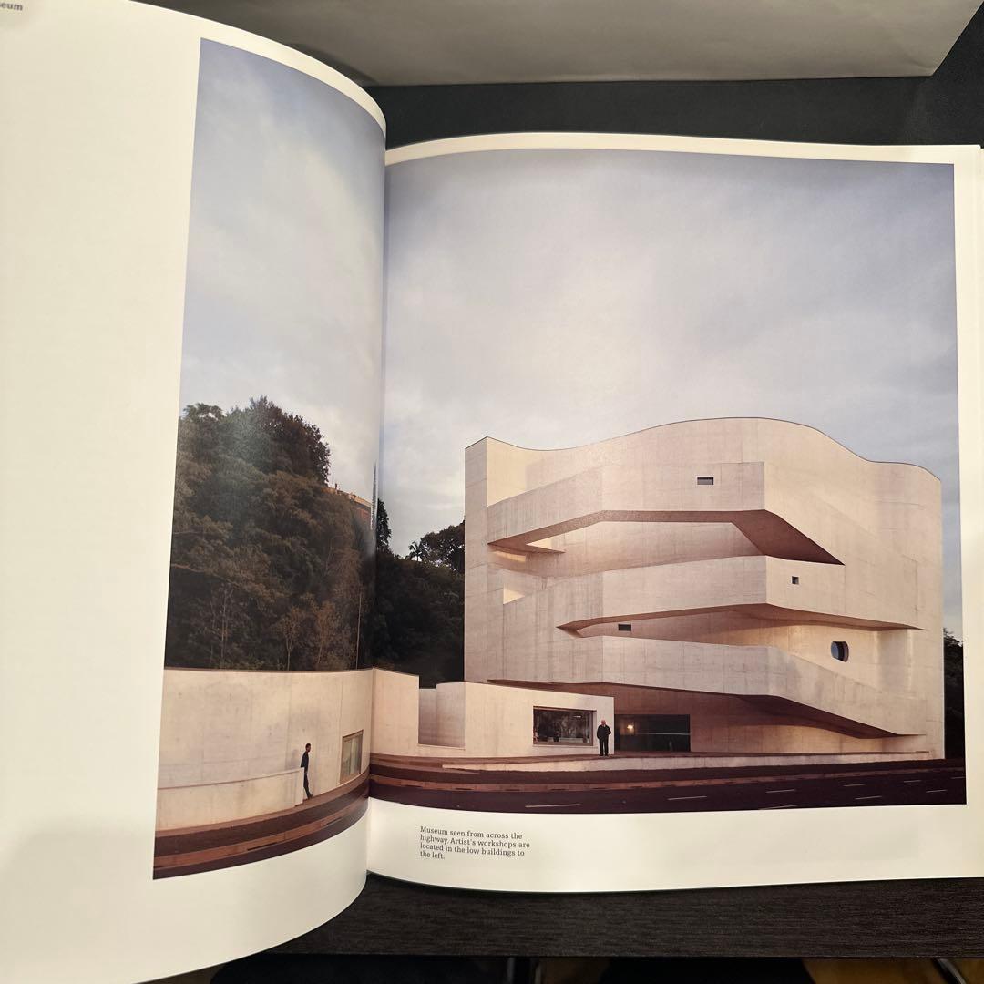希少/ Álvaro Siza: The Function of Beauty