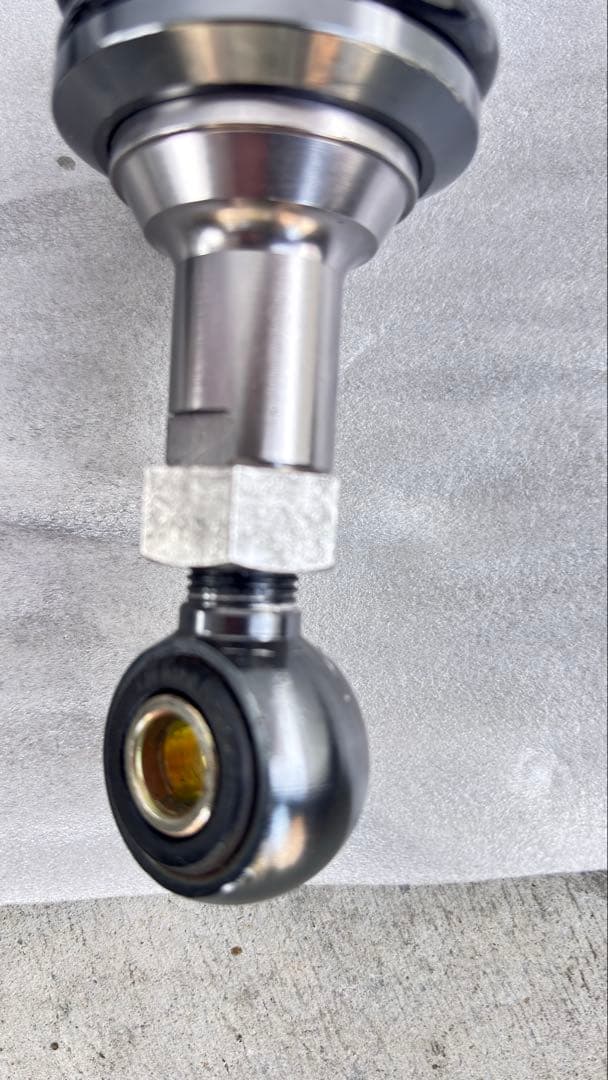 モンキー125にて使用しておりました　リアサスペンションです。